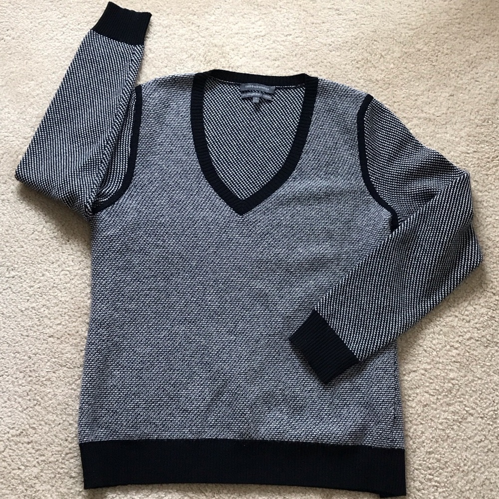 Cashmere sweater